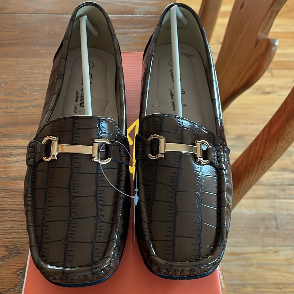 Bella Hanna Brand New Brown Laudana Shoes
